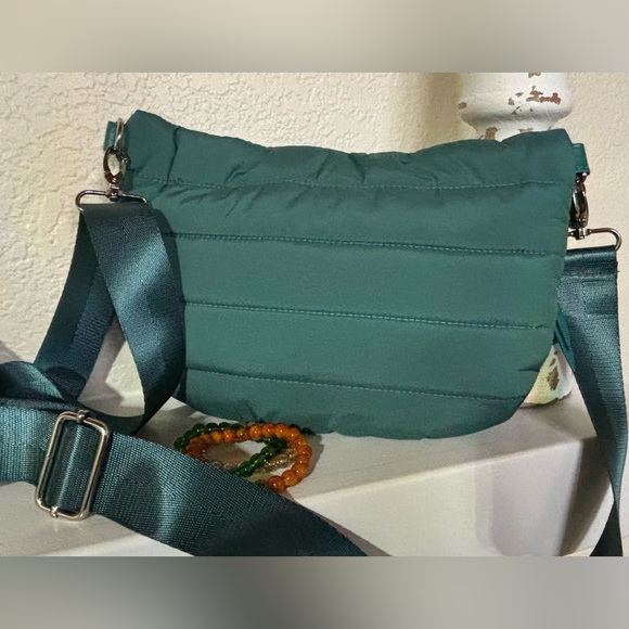 Green Crossbody Bag with Orange Accent (NWOT) - Picture 6 of 11